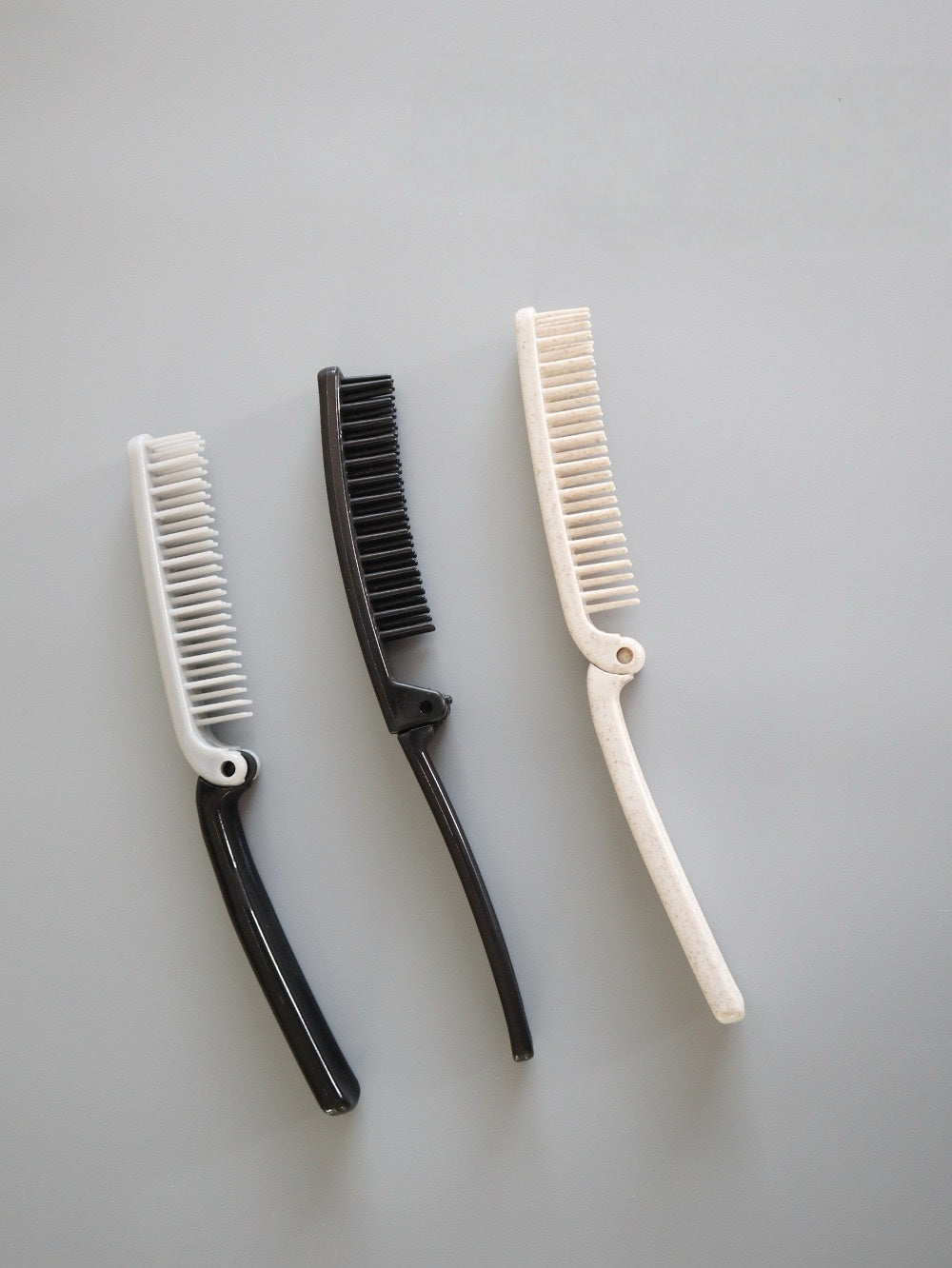 Pettine Tascabile Pieghevole  – Linea Cortesia Eco-Friendly per Hotel e B&B